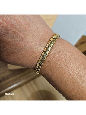 Vintage 90s Monet Gold-tone Cuban Link Bracelet